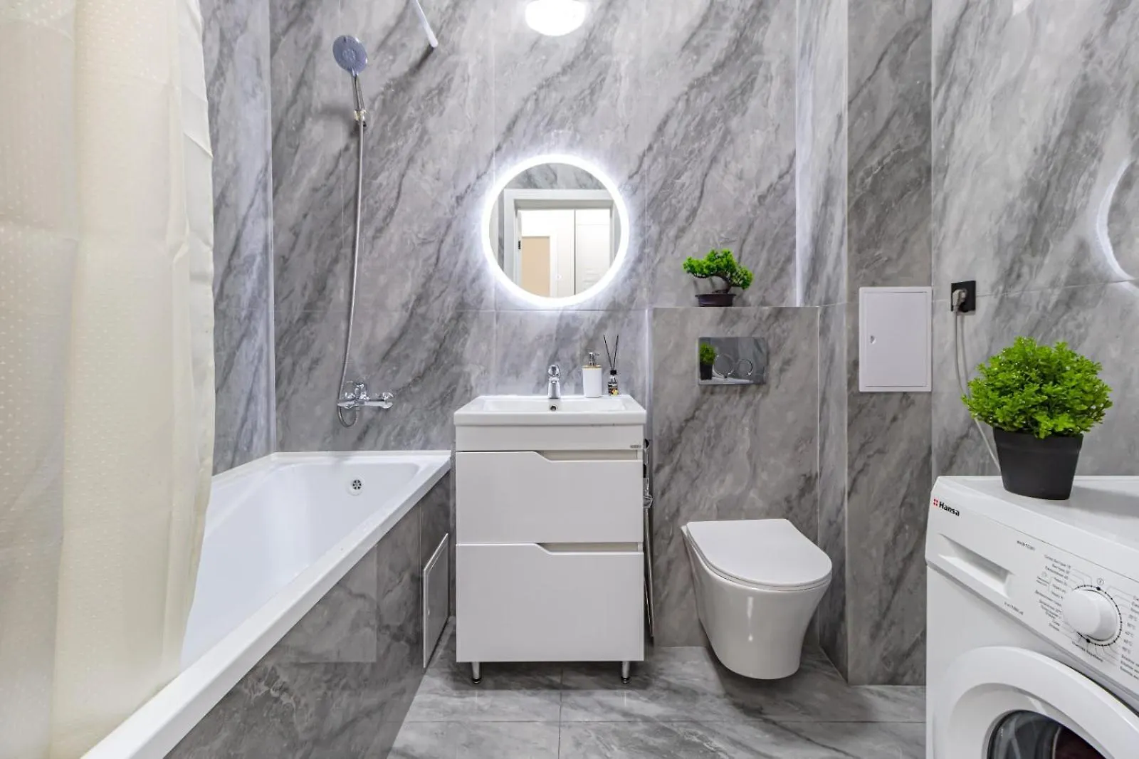 Gumi Group Apartment Near Khan Shatyr Tandau 0375 Nur-Sultan